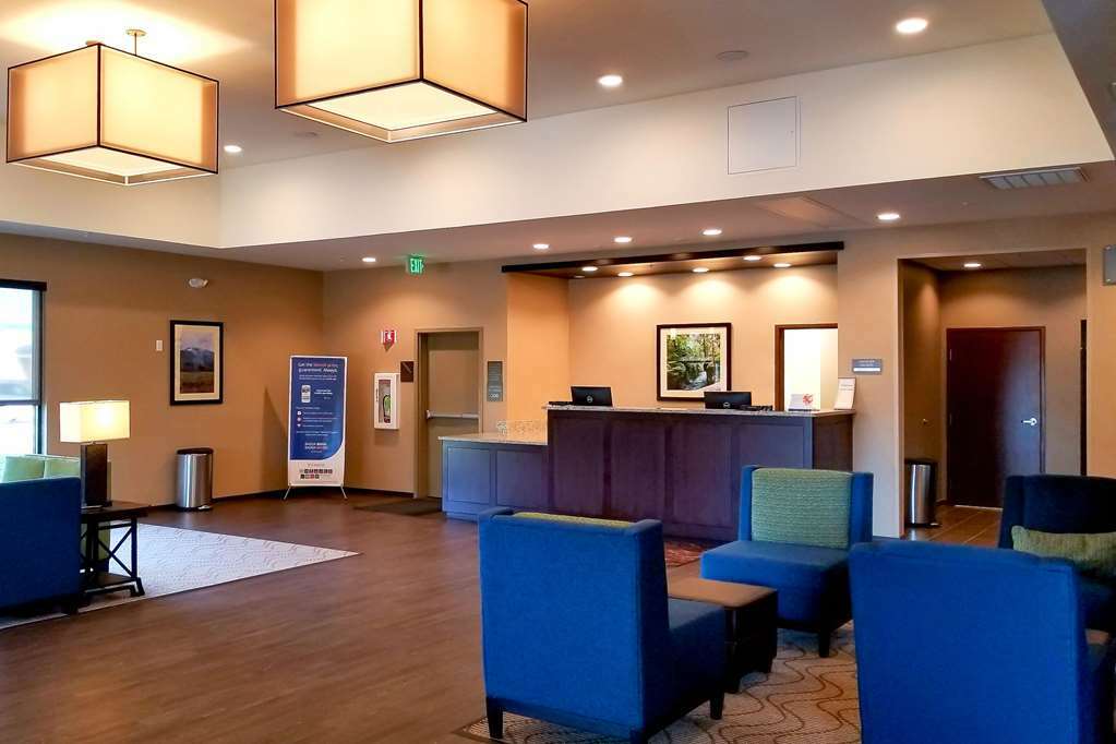Comfort Suites Burlington Near I-5 Wnętrze zdjęcie